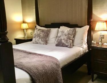Four Poster Bedroom