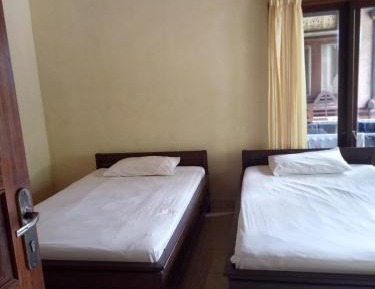 Twin Room with Bathroom