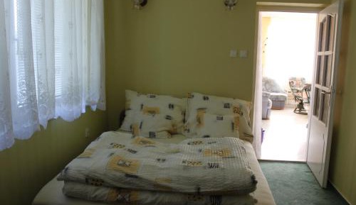 One-Bedroom Apartment with Terrace