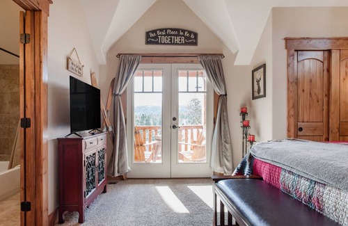 Woodland Park Cabin | Mountain Paradise Cabin