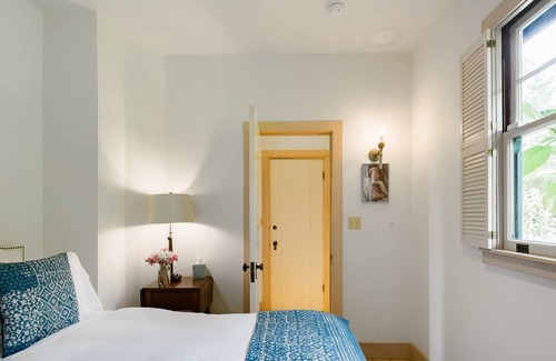 Stinson Beach Villa | The Lodge at Willow Camp
