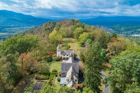 Covington Villa | Elegant & Private Tudor Mansion