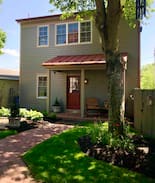 Downtown House | The Carriage House at Hessian Overlook, Downtown