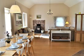 Stradbally Cabin | Oldmills Cottage - Comfortable Retreat