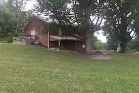 Golconda House | Amazing *Shawnee Rocky Top Lodge Golconda -Upper