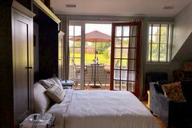 Downtown House | The Carriage House at Hessian Overlook, Downtown