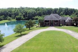 Sullivan House | Five Willows Bed & Breakfast and Event Venue