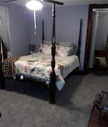 Lily Dale House | The Owls Nest in Lily Dale, NY - Lavender Room