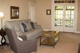 Selma Apartment | Joe-Ann 2E