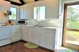 North Eastham Cabin | 345 Harmes Way - 345 HARMES WAY - 3 Bedroom