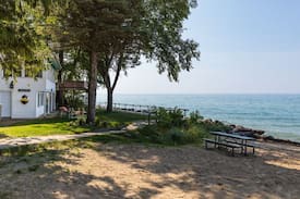 Covert House | VASHMAR - Palisades Park with beach front view!