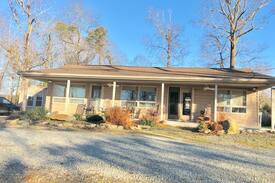 North East Cabin | Bayview Cottage