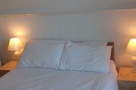 Weston-super-Mare Apartment | Apartment-Private Bathroom-Apt-2 2-bed 1-shwr 5-ppl