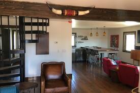 Grand Marais Hotel | The Thunderbird at The Mayhew Inn - stay downtown!