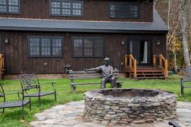 Putney House | The Splendid Splinter Vacation Rental