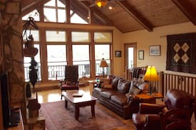 Topton House | The Pines at Nantahala - Lakeside Getaway