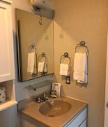 Saugatuck Apartment | The Mitten Apartment - Downtown Saugatuck