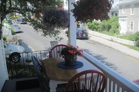 Rockport Bed & Breakfast | Seaside Gardens guest room or suite by beach