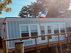 Solomons House | Private cabana on a pier!