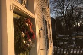 Hadley Bed & Breakfast | The 1797 House/Dawson room near Amherst, Hamp