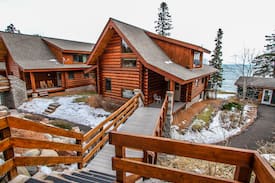 Tofte Cabin | Temperance Landing 24 is a luxury log home nestled on the edge of Lake Superior in the town of Schroeder, MN
