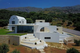 Agios Vasileios Villa | Magical and unique property: La Maison Grecque