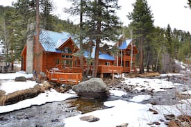 Estes Park House | Blue Spruce Manor - Distinguished Mtn Lodging