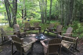 Southwest Harbor Cabin | Cranberry Cottage in Acadia, 5 min walk into town!