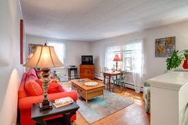 Camden Apartment | Crows Nest Suite of Green Gables Inn