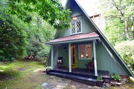 Roaring Gap Cabin | Elegant Retro A-Frame
