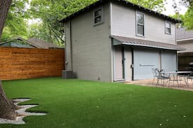 Woodland Heights House | Heights Carriage House Apartment