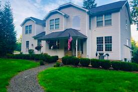Cottage Grove Apartment | Rose Arbor Airbnb-Apartment with 2 private rooms.