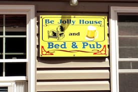 Freehold House | THE BE JOLLY BED & PUB a UNIQUE COMBINATION