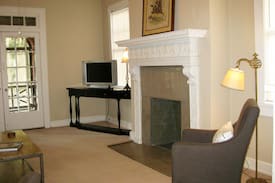 Selma Apartment | Joe-Ann 2E