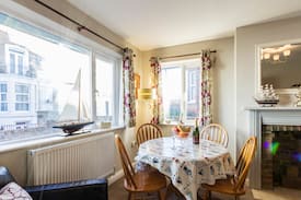 Broadstairs House | The Boat house, Broadstairs sleeps 4 by the Sea