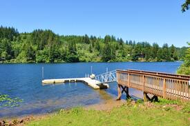 Florence House | Whispering Pines on Mercer Lake with Private Dock!