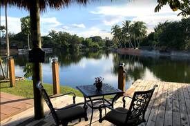 South Miami House | Sweet Dreams Lakeside Cottage near U of M Gables