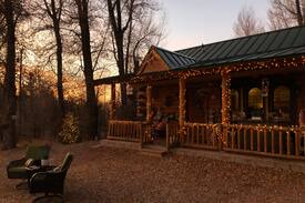 Kamas Cabin | Private Riverfront Cabin-25 minutes from PARK CITY