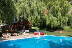 Preston Cabin | Red Cub Lodge at Cub River - Sleeps up to 54!