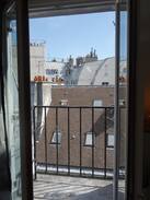 Palais-Royal Apartment | Chambre de bonne - quartier du Louvre