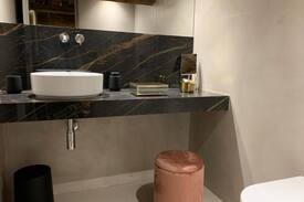 Santa Maria Novella Apartment | DUOMO suite with private pool, wifi A/C