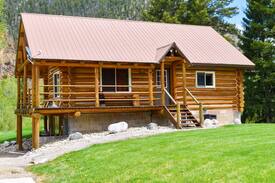 Philipsburg Cabin | Stony Creek Lodge on World Famous Rock Creek, MT