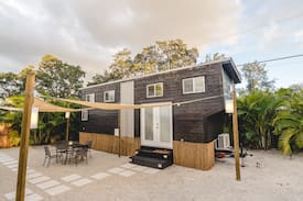 Bradenton House | Tiny House Paradise - Pool & Spa, Lanai + Beaches