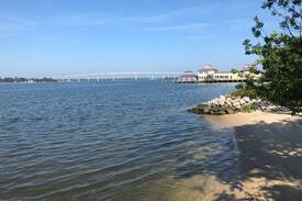 Solomons House | Private cabana on a pier!