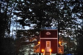 Tunkhannock Other | Magical Treehouse: Secluded—Mountain View—Off-Grid