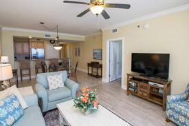 Fort Walton Beach Apartment | Azure #609