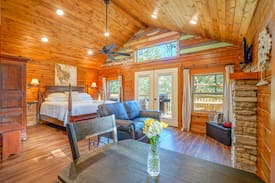 Mid America Other | Whispering Pines Treehouse