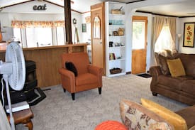 Babb House | Glacier View on Duck Lake Cove