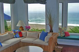 Bodega Bay House | Cliff Cottage - Ocean front getaway.