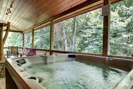 Copperhill Cabin | Canoe Cruise - Luxury on the Ocoee River